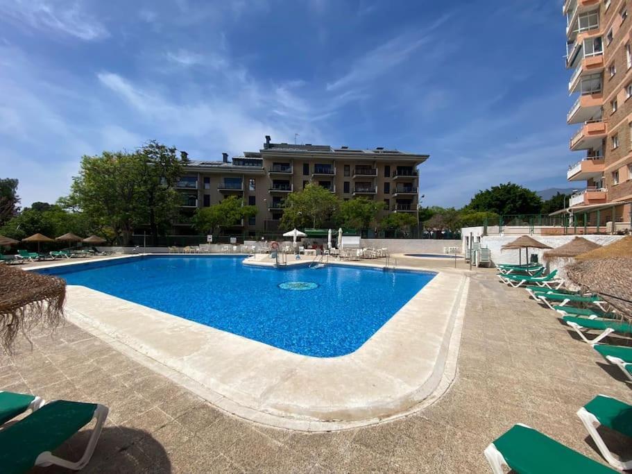 Atico C/Vistas, Recep 24H, Piscinas Y Parking Lägenhet Benalmádena Exteriör bild
