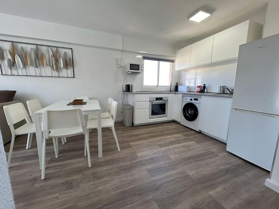 Atico C/Vistas, Recep 24H, Piscinas Y Parking Lägenhet Benalmádena Exteriör bild