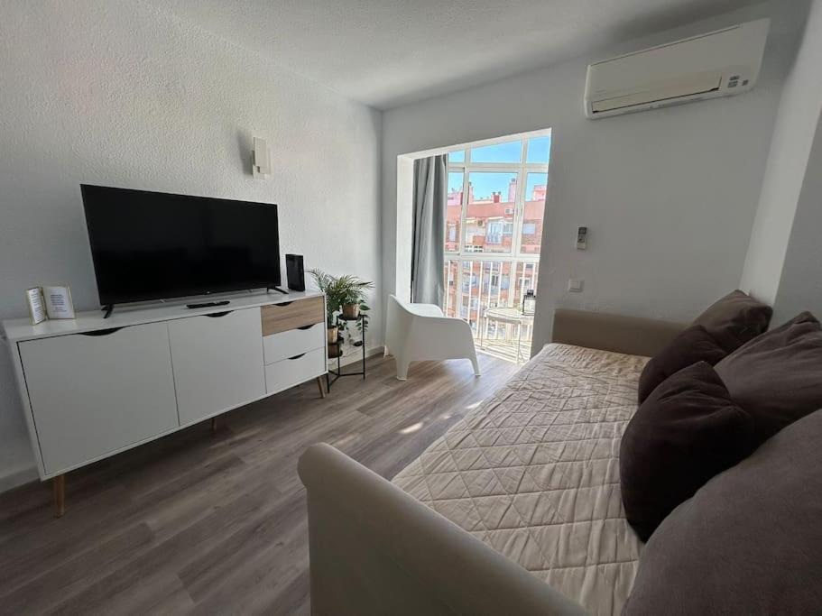 Atico C/Vistas, Recep 24H, Piscinas Y Parking Lägenhet Benalmádena Exteriör bild