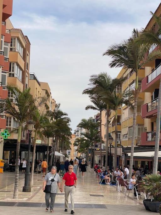 Atico C/Vistas, Recep 24H, Piscinas Y Parking Lägenhet Benalmádena Exteriör bild