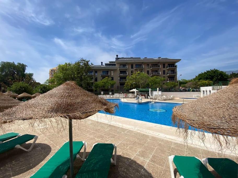 Atico C/Vistas, Recep 24H, Piscinas Y Parking Lägenhet Benalmádena Exteriör bild